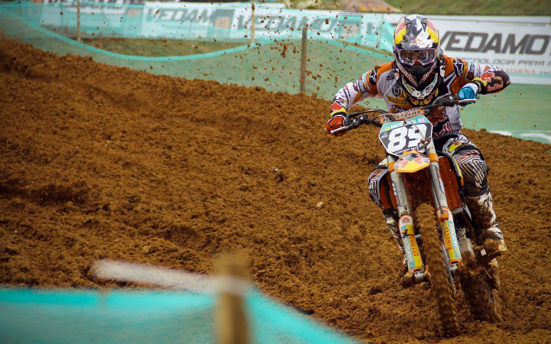 华体会体育平台-凯尔回应萨默尔批评，多特蒙德直面问题，拒绝粉饰太平